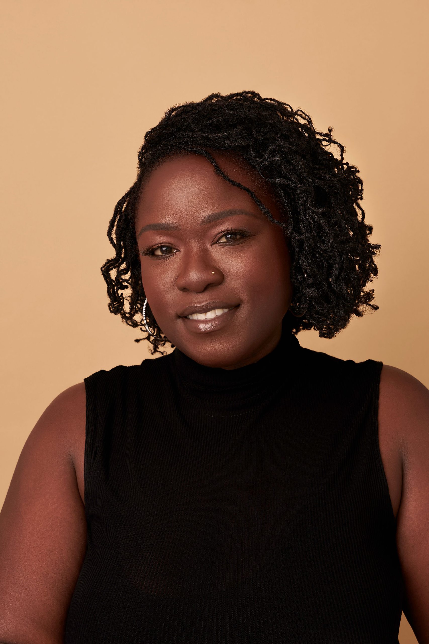 Yemi Headshot